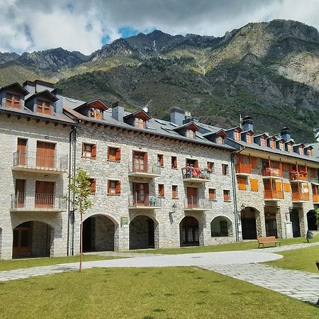 Apartamento Lamatriz Dequin Edificio Sayo 8 Benasque Zewnętrze zdjęcie