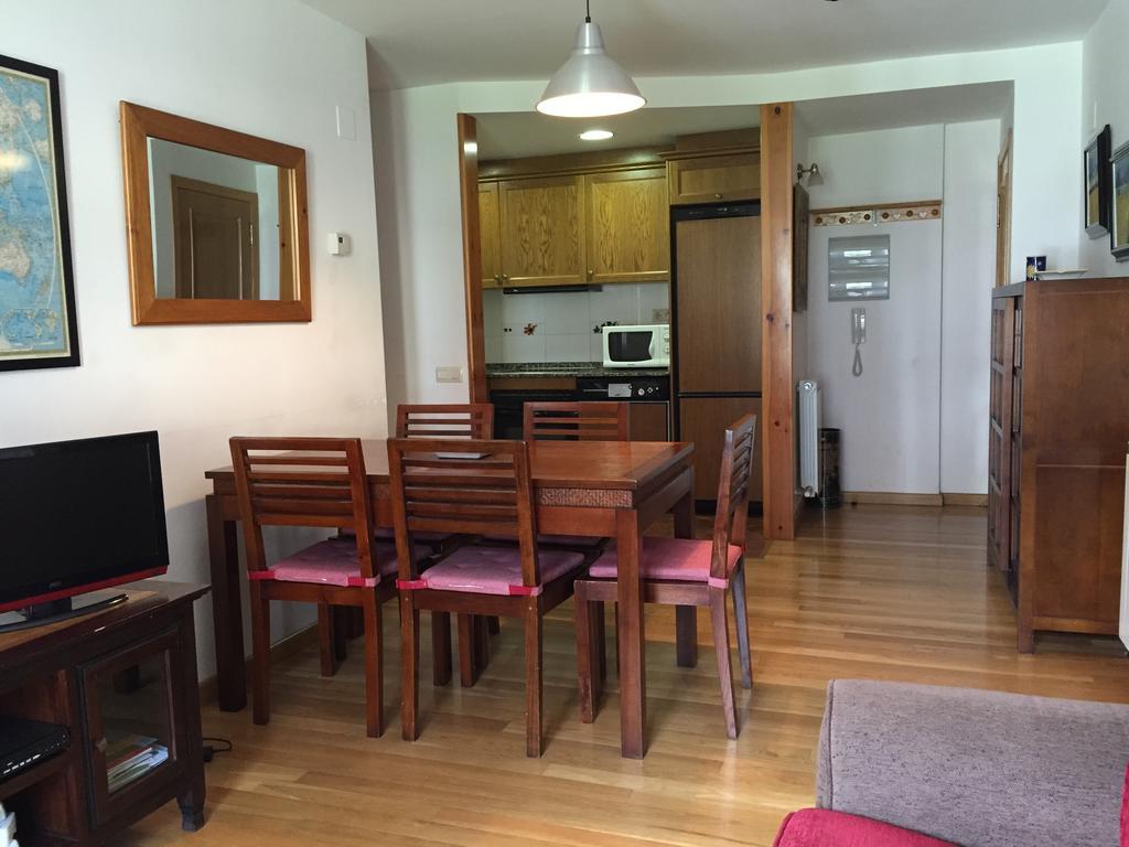 Apartamento Lamatriz Dequin Edificio Sayo 8 Benasque Zewnętrze zdjęcie
